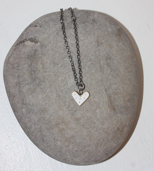 white dot heart necklace 